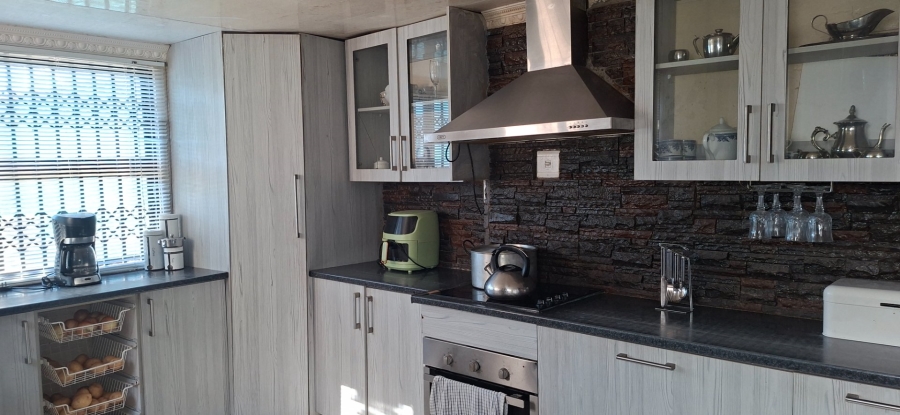 2 Bedroom Property for Sale in Mdantsane Nu 11 Eastern Cape